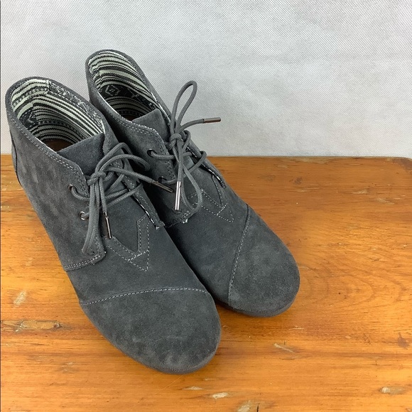 Sz8 Toms Kala Wedge Gray Suede  Booties - Picture 2 of 7